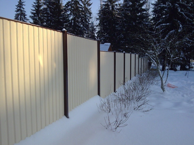 Профнастил Н20-0.4 ПЭ RAL 1015