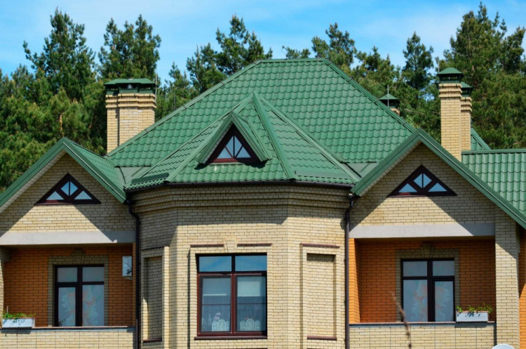 Металлочерепица Супермонтеррей Люкс-0.4 ПЭ RAL 6005